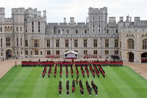 Visual Highlights: President Trump and the First Lady Meet the Royal Family